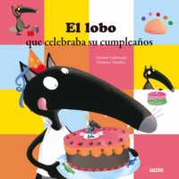 El lobo que celebra su cumpleaños